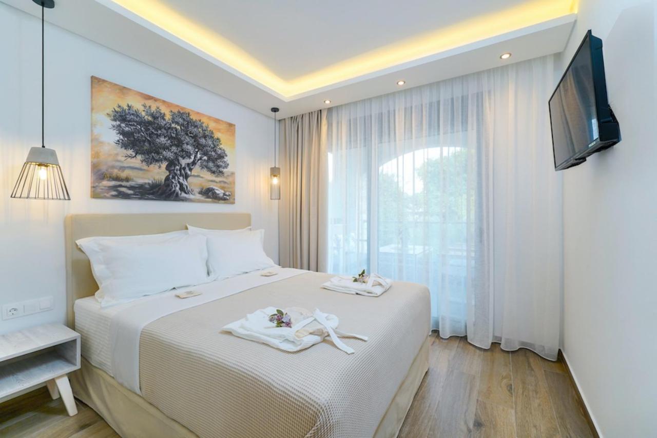 Maria Elena Suites ลีเมนาส ภายนอก รูปภาพ
