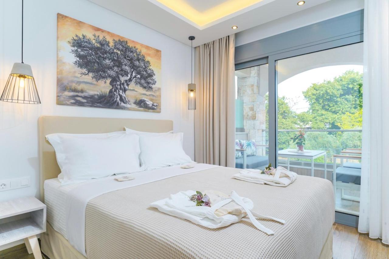 Maria Elena Suites ลีเมนาส ภายนอก รูปภาพ