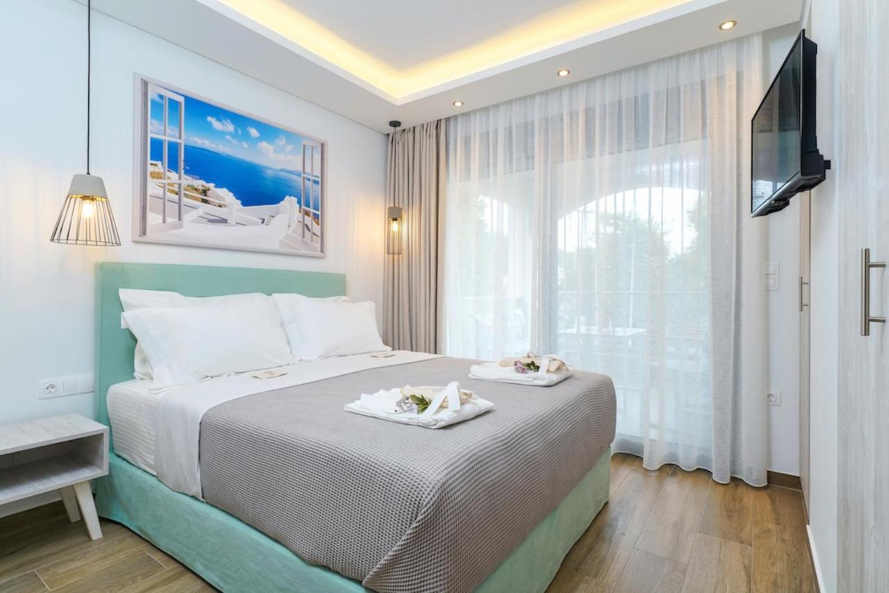 Maria Elena Suites ลีเมนาส ภายนอก รูปภาพ